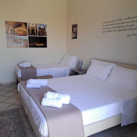 B&B La Terrazza Degli Scrittori Racalmuto 外观 照片