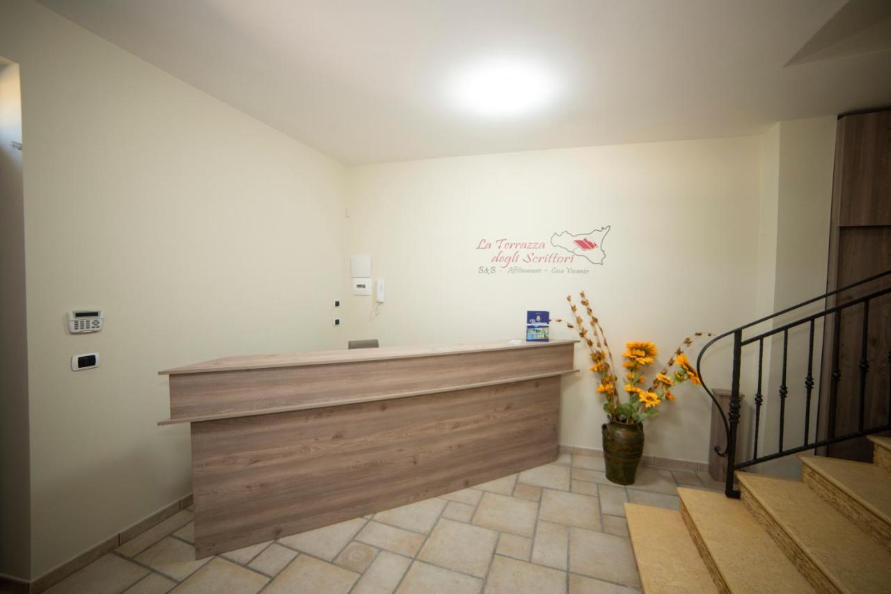 B&B La Terrazza Degli Scrittori Racalmuto 外观 照片