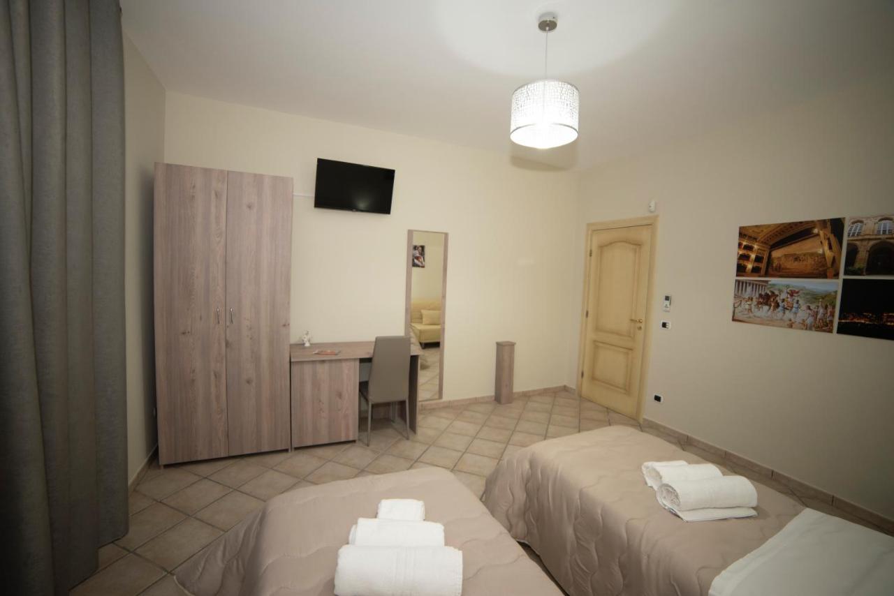 B&B La Terrazza Degli Scrittori Racalmuto 外观 照片