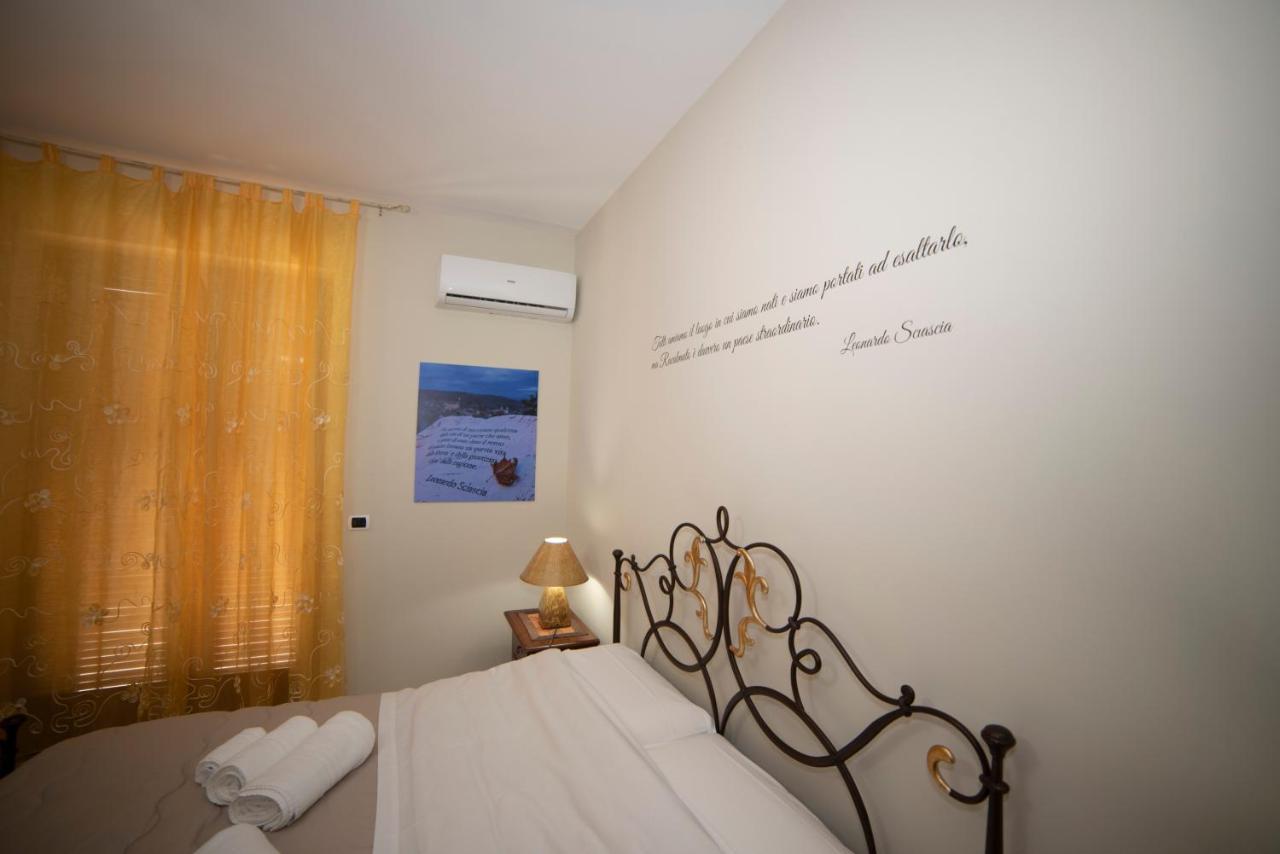 B&B La Terrazza Degli Scrittori Racalmuto 外观 照片