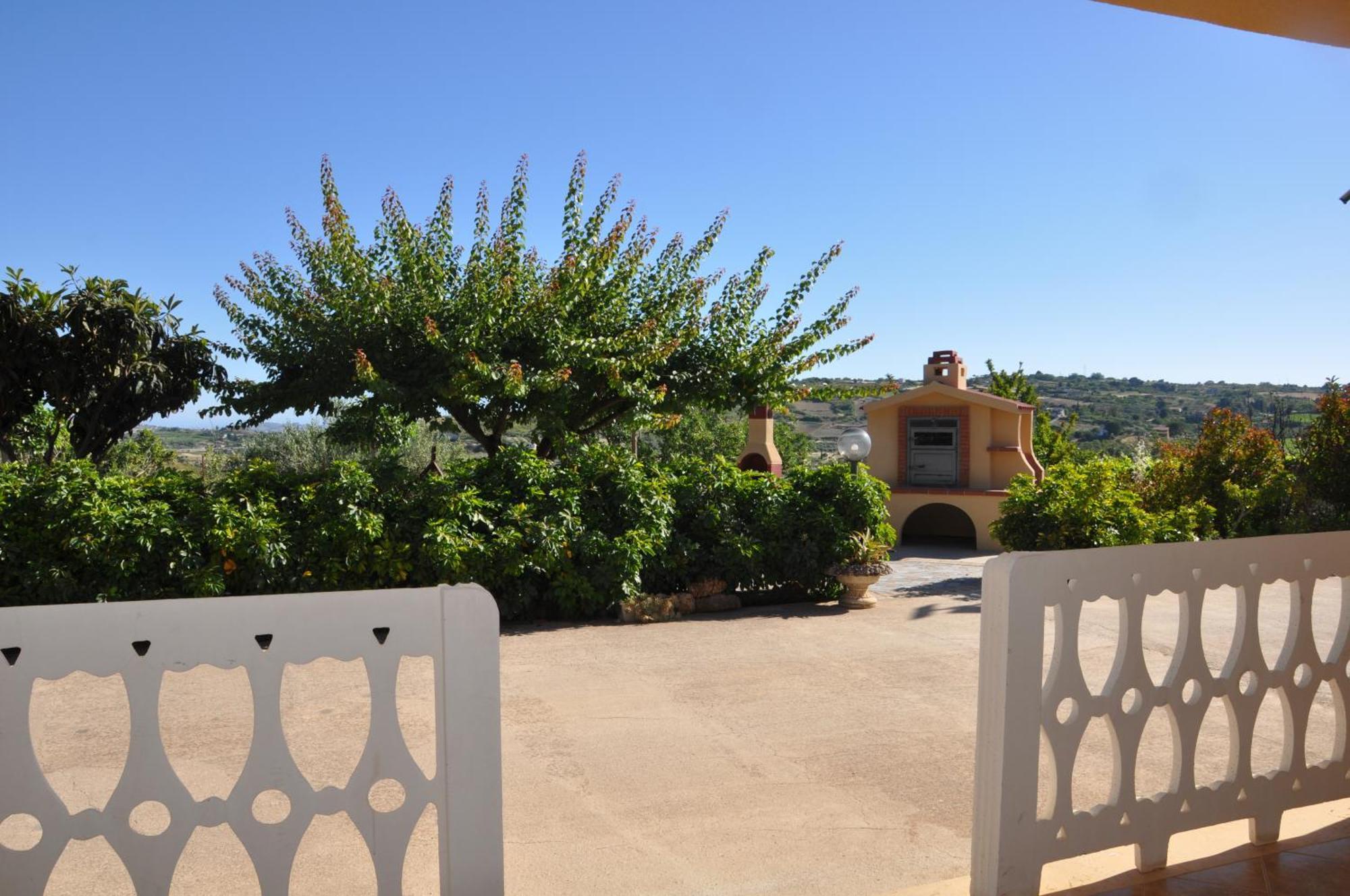 B&B La Terrazza Degli Scrittori Racalmuto 外观 照片